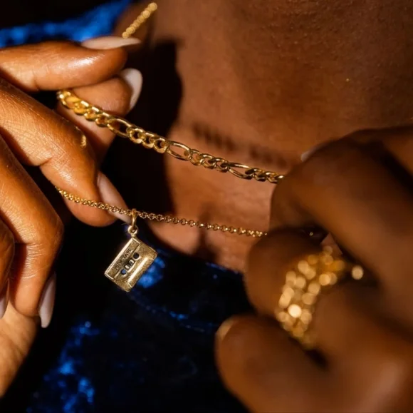 NWOT, Wolf & Badger, Scream Pretty Mixtape gold necklace, NWOT - Picture 4 of 5